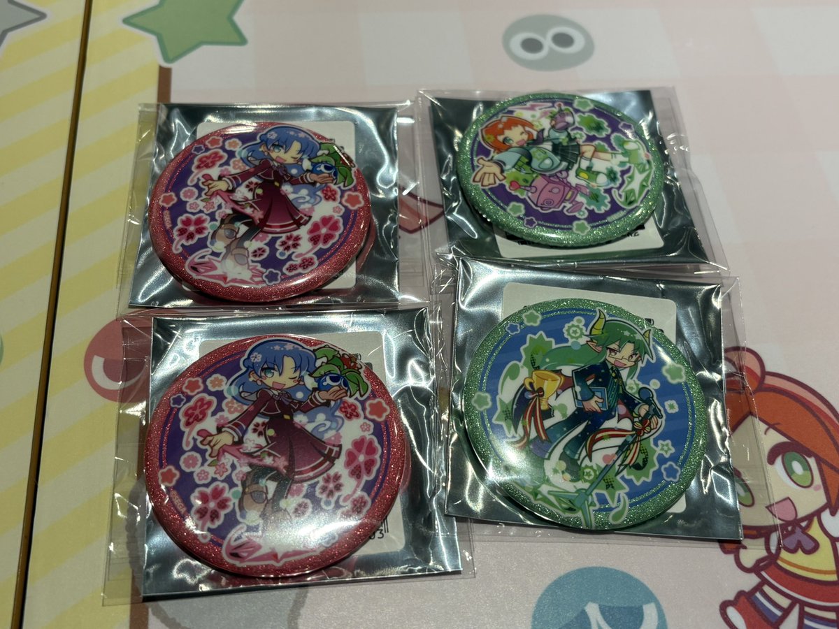 CranePanta's tweet photo. @1
ぷよぷよ　ぷよクエカフェ　秋葉原
交換募集　ステッカー　コースター　缶バッジ

（出）ラフィソル、まぐろ、クルーク、アリィ、ルルー、レムレス、りんご、アルル、アコール先生、サタン

（求）シェゾ

特典も求めているので異種交換でも大丈夫です。
郵送可能です https://t.co/h35VweMcpa