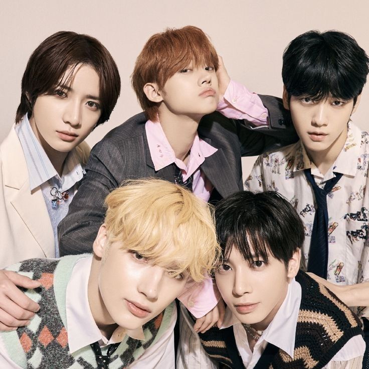 txt_georgia's tweet photo. TXT thinking the "Do It Like That" era was not successful...

​Meanwhile, who's gonna tell them it’s literally their most popular song in Georgia (along with Chasing That Feeling)?? You hear it everywhere you go.

So, greetings from Georgian MOAs living in 2023! 🫡🇬🇪
#TXT https://t.co/WOu2beFBXe