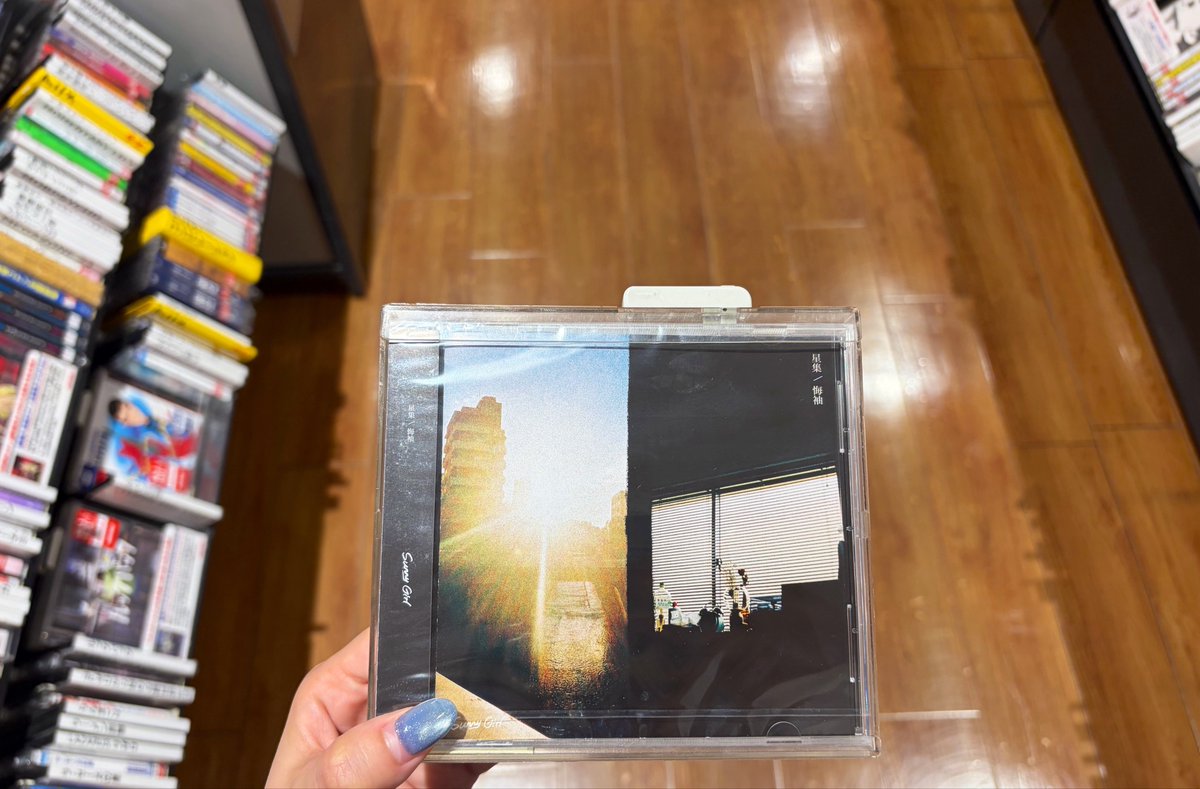 _141630's tweet photo. こんなに素敵なCDが、¥900で手に取れる幸せ https://t.co/ufnDZVDUpn