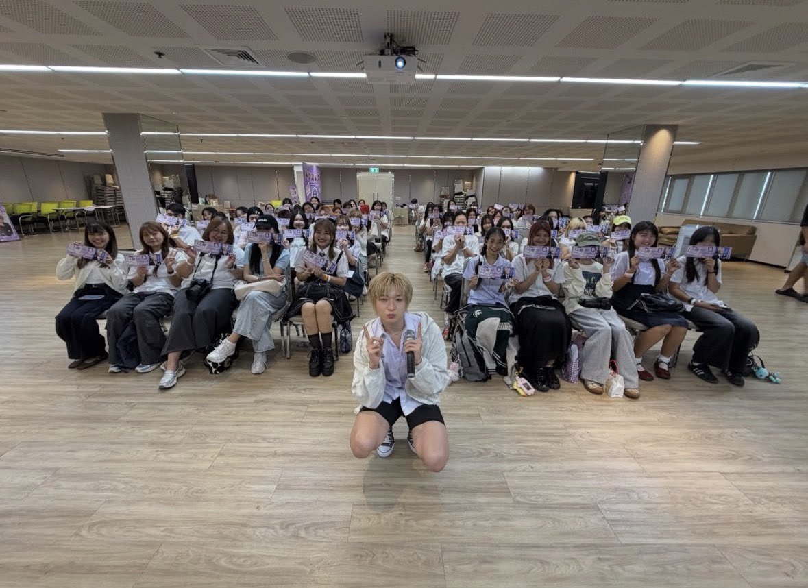 patta_rakit03's tweet photo. จบลงไปแล้วนะครับสำหรับงานวันเกิดของเบนขอบคุณบ้าน@Benny_family ที่จัดงานน่ารักๆให้ผมและพี่ๆCEN*TRE ที่มาสร้างความทรงจำทั้งหน้างานและออนไลน์นะครับขอบคุณทุกการซัพพอร์ตครับ รักพี่ๆทุกคนนะครับ🥹🎂❤️ #benbrightchapter #BEN_CIRCRL #Ben18thFanmeeting #CENTREofCIRCRL https://t.co/tIy7swxuOi