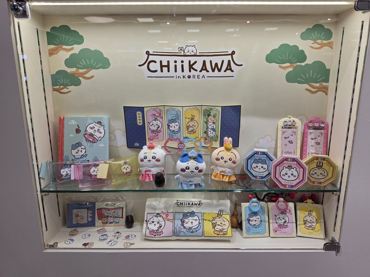 meteor17's tweet photo. @chiikawashop_kr 
ちいかわ韓国グッズどれも可愛かった😍❤️‍🔥 https://t.co/0CWCDFWkXh