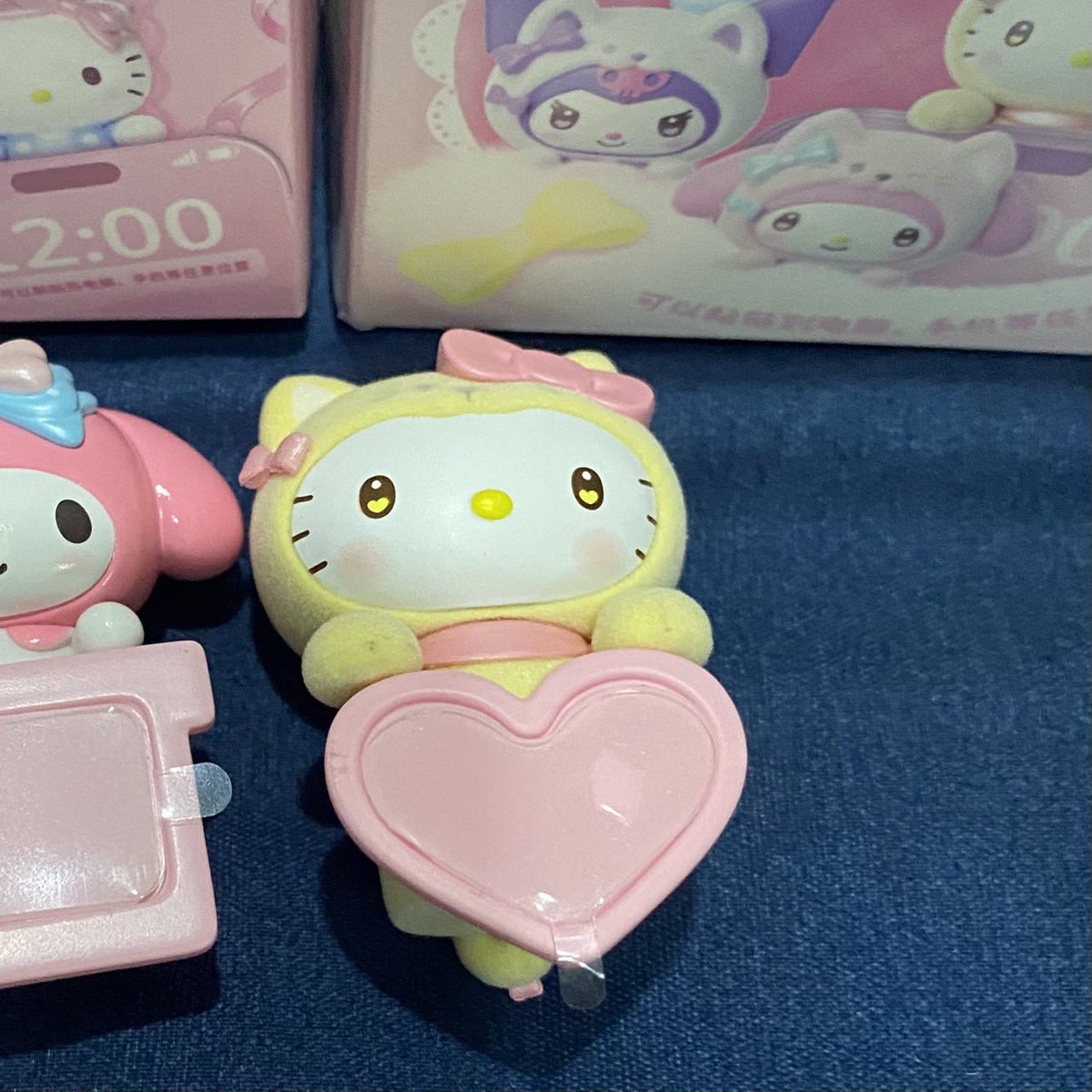 numwxsw3et's tweet photo. กล่องสุ่มที่ติดโทรศัพท์ sanrio คิตตี้กำมะหยี่

120฿ รวมส่งค่ะ💜
 #ตลาดนัดsanrio https://t.co/VpAJXlMDfC