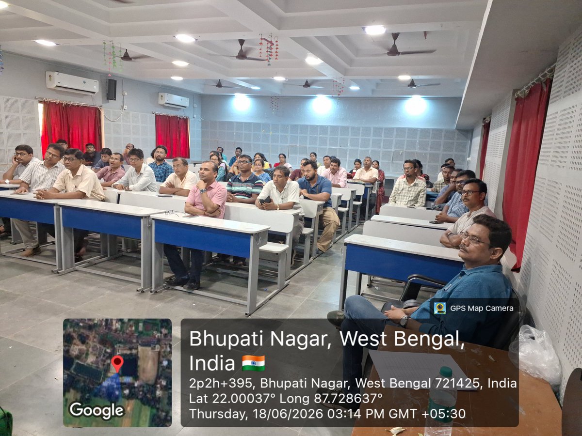 MugberiaM's tweet photo. The IIC of Mugberia Gangadhar Mahavidyalaya organized a seminar on Intellectual Property Rights for innovators and entrepreneurs on 19 June 2026. Dr. Pijus Kanti Khatua from HIT Haldia delivered an insightful session, enhancing participants’ knowledge on innovation protection. https://t.co/m8Au9urNi9