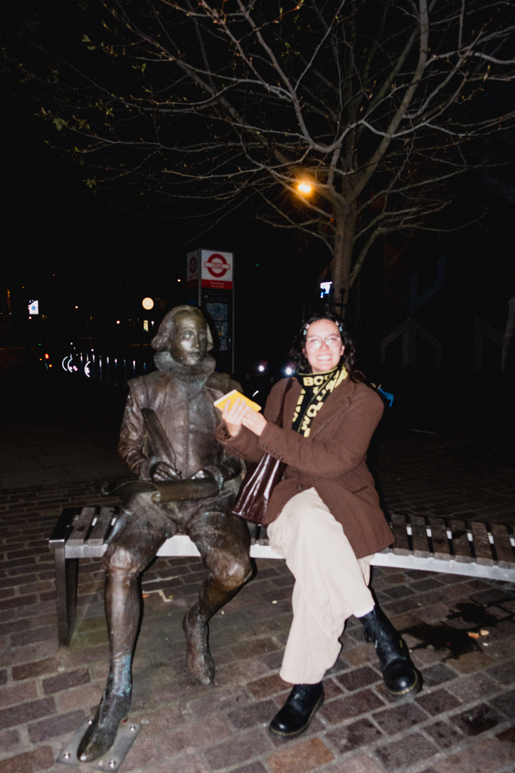 athencs's tweet photo. r&amp;j era over so here's me with my signed romeo and juliet book next to a william shakespeare statue https://t.co/rHjRCFJKqT