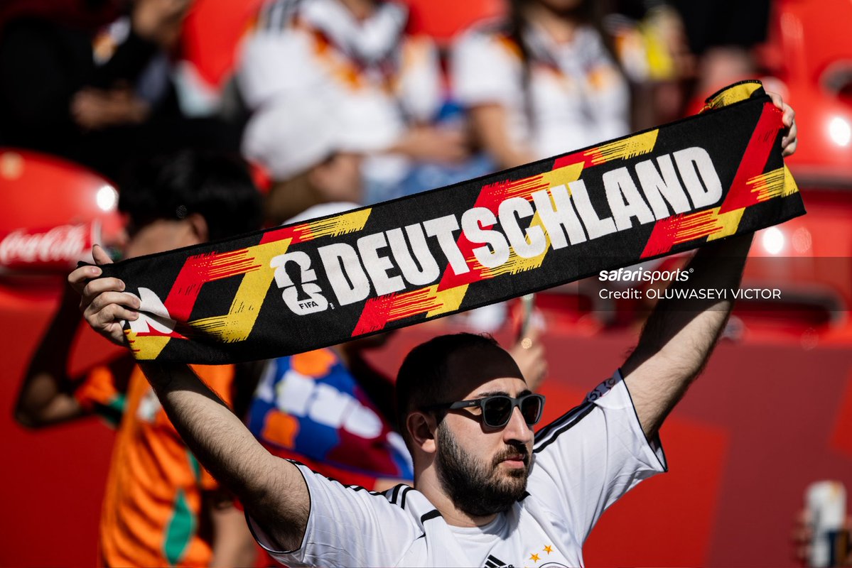 seewhat_isaw's tweet photo. I witness a very crazy football culture yesterday. 🇩🇪 https://t.co/lDBLI6Im6A