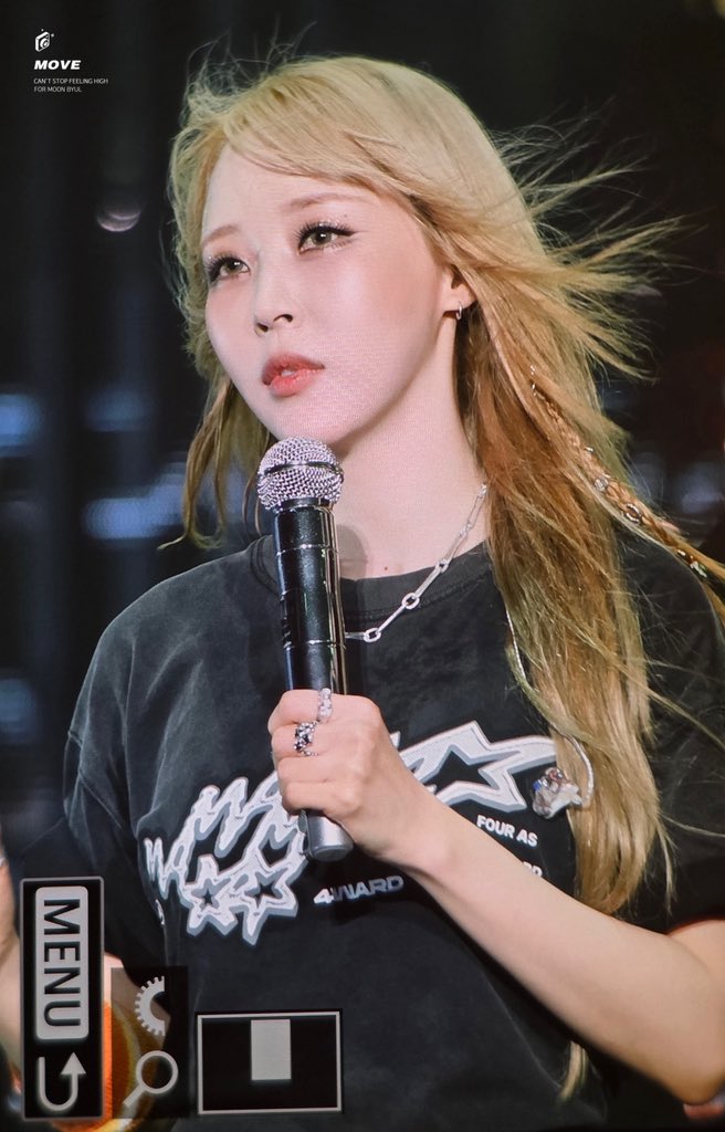 Move_0619's tweet photo. 260620 콘서트 프리뷰
 
🐹🖤

#마마무 #문별 #MAMAMOO #MOONBYUL https://t.co/TaxyCIebJX