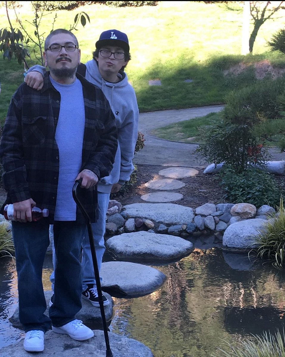 LEO01NG's tweet photo. Me and my dad https://t.co/iovnN7UlE8