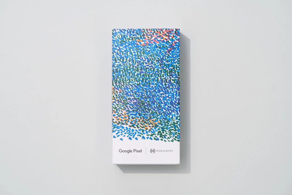 wired_jp's tweet photo. グーグルの「Pixel」シリーズにおいて、地域限定のコラボレーションカラーを発売するのは世界で初めて。その舞台に選ばれたのが日本であり、パートナーとして名を連ねたのがヘラルボニーだったのはなぜだったのか。 https://t.co/WKr6jN0mXv