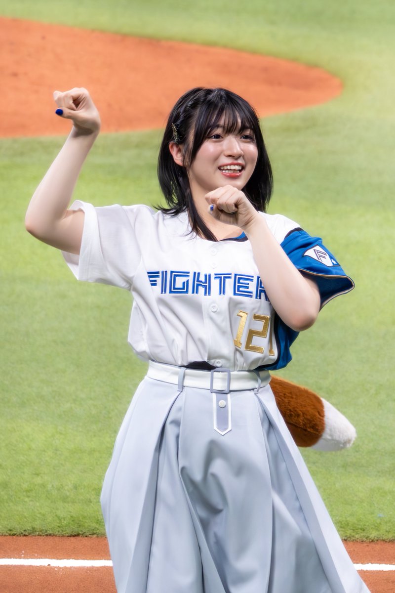 m_agrt's tweet photo. 2026.06.11 エスコンフィールドHOKKAIDO

進藤あまねさんのきつねダンス🦊
可愛らしい尻尾の動きにもご注目ください☺️

#lovefighters #lovelive https://t.co/81XiW5vfQG