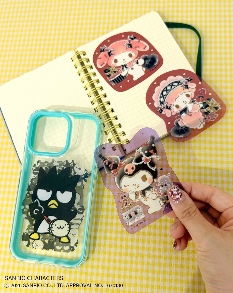 thankyoumart's tweet photo. 「#サンリオキャラクターズ」より、
新商品のステッカーが登場🎀

「ステッカー(クリア)」は
よりどり2点で390円(税込429円)🏷️

12柄×4枚ずつの大容量！かわいいケース付きの
「フレークステッカー」は各390円(税込429円)💞

全国のサンキューマート店舗と
公式オンラインショップにて入荷順次販売🛒 https://t.co/VZKbzIlWNu