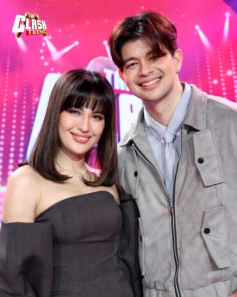 TheClashGMA's tweet photo. Ready na sina Clash Masters Julie Anne at Rayver para sa mga Teen Cashers na sasalang sa Clash Arena mamaya!

#TheClashTeensLabanNgani 
Watch #TheClashTeens every Sunday, 7:15 PM sa GMA! 🌟 https://t.co/RvvPwR0d9E
