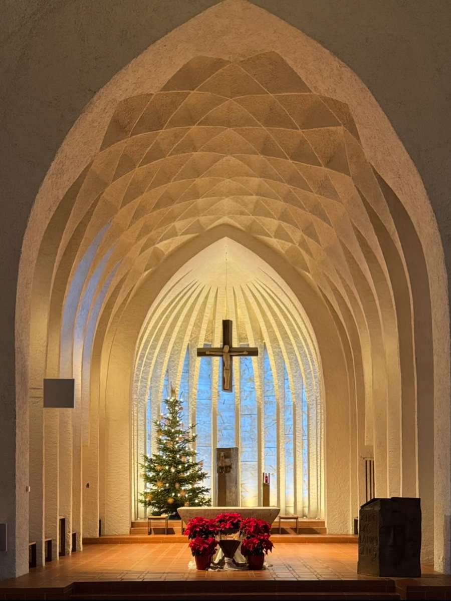 Leonard037's tweet photo. From Dezeen https://t.co/lSPcfwoN0w