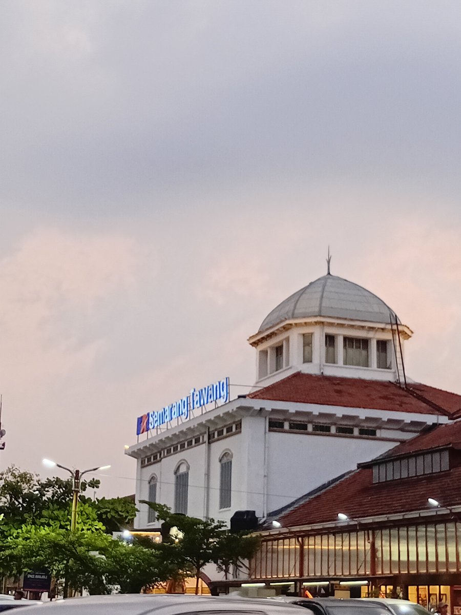 havinguasdinner's tweet photo. touchdown semarang https://t.co/aM6LxpLWvl