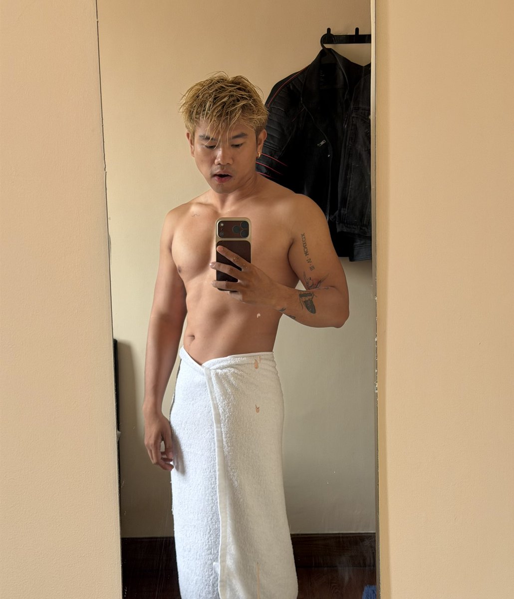 Chienoe06's tweet photo. “rim kita” (flirty 😋) https://t.co/28HzFGxV1u
