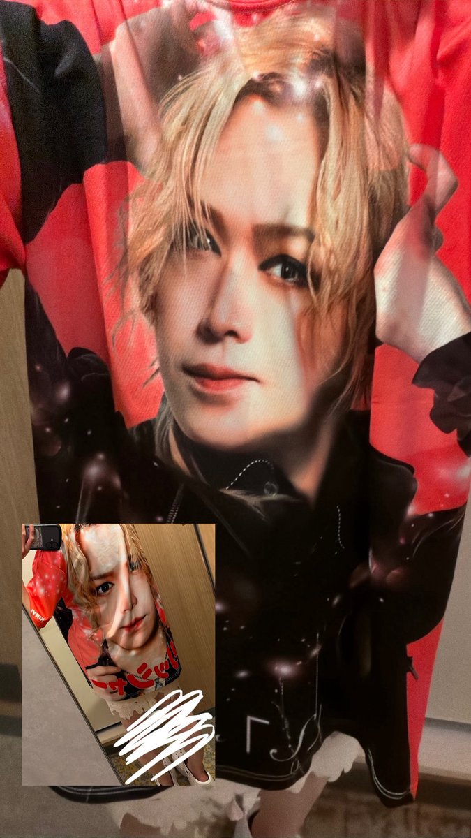 _0_8_9's tweet photo. 何だかんだで今年年明け1発目のライブだったのですんごく楽しかった〜❣️でも毎年言うてるけど早くぼんば〜のライブ行きたいってなったんだな〜
あと、グラフィックTシャツ買えて嬉しい、可愛すぎンゴね❤️❤️ https://t.co/wHkhaJy9XO