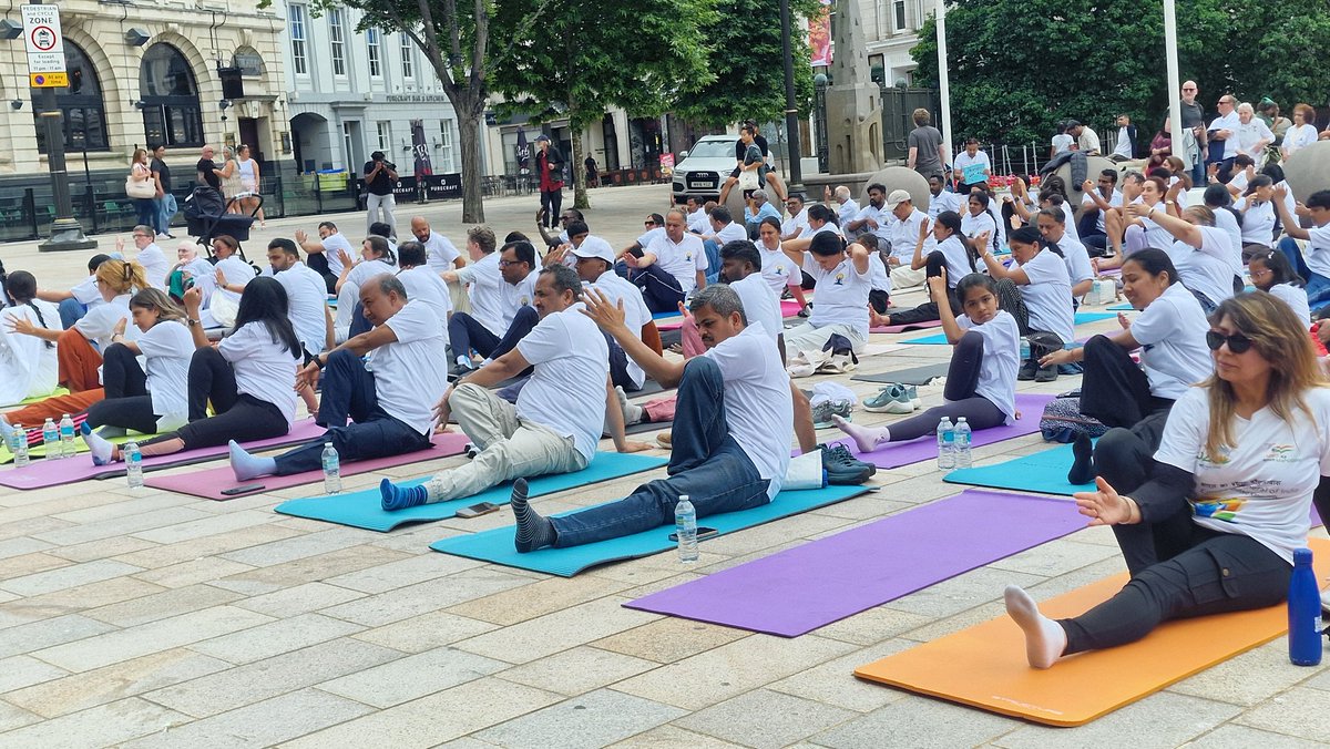 CGI_Bghm's tweet photo. From graceful asanas to inspiring group Yoga displays, today’s performances at Victoria Square, Birmingham reflected the unity and energy of the community coming together for the 12th International Day of Yoga. Each performance highlighted Yoga as a bridge between tradition, wellness, and modern living 🌿🇮🇳🇬🇧 #YogaInTheSquare #IDY2026
#InternationalDayofYoga

#IDY2025

#YogaForOneEarthOneHealth

#YogaDay2025

#YogaForAll

#YogaMahotsav

#InternationalDayofYoga

#InternationalDayofYoga2026

#स्वस्थ_आयु_के_लिए_योग

#YogaForHealthyAgeing

#IDY

#IDY2026

#Yoga365

#HarGharYoga

#PMKeSaath

#VandeYoga

#GangotriSeGangasagar
@IndianDiplomacy @MEAIndia @moayush