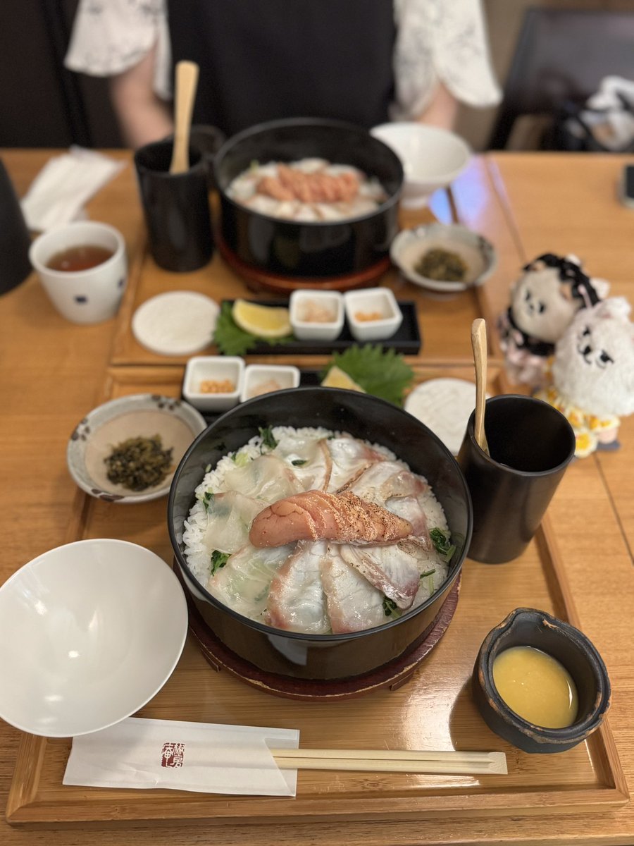 Ring__O5's tweet photo. 2泊3日の福岡遠征、体重が2キロ増えましたが幸せです૮₍ᵔ⤙ᵔ ₎ა https://t.co/tYPl5GLyLc
