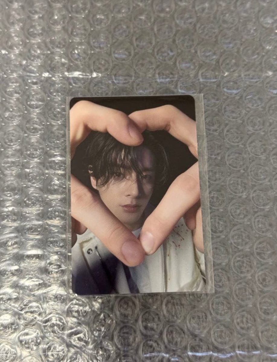 meowjakeei's tweet photo. ยังไม่ดีล / ดีลญี่ปุ่น 🇯🇵
— Ajinomoto Stadium เจคหัวใจ

꒷🍎 ⸝ 250 ฿ / ea ( มัดจำ 125 )

꒷📦 ⸝ รวมส่งกลับแอร์ + ภาษี
꒷🛵 ⸝ ยอดที่เหลือ + ค่าส่ง 40 จ่ายตอนถึงไทย

♡ สอบถาม / สั่งซื้อ dm
#ตลาดนัดenhypen https://t.co/QJNmMwGrB0