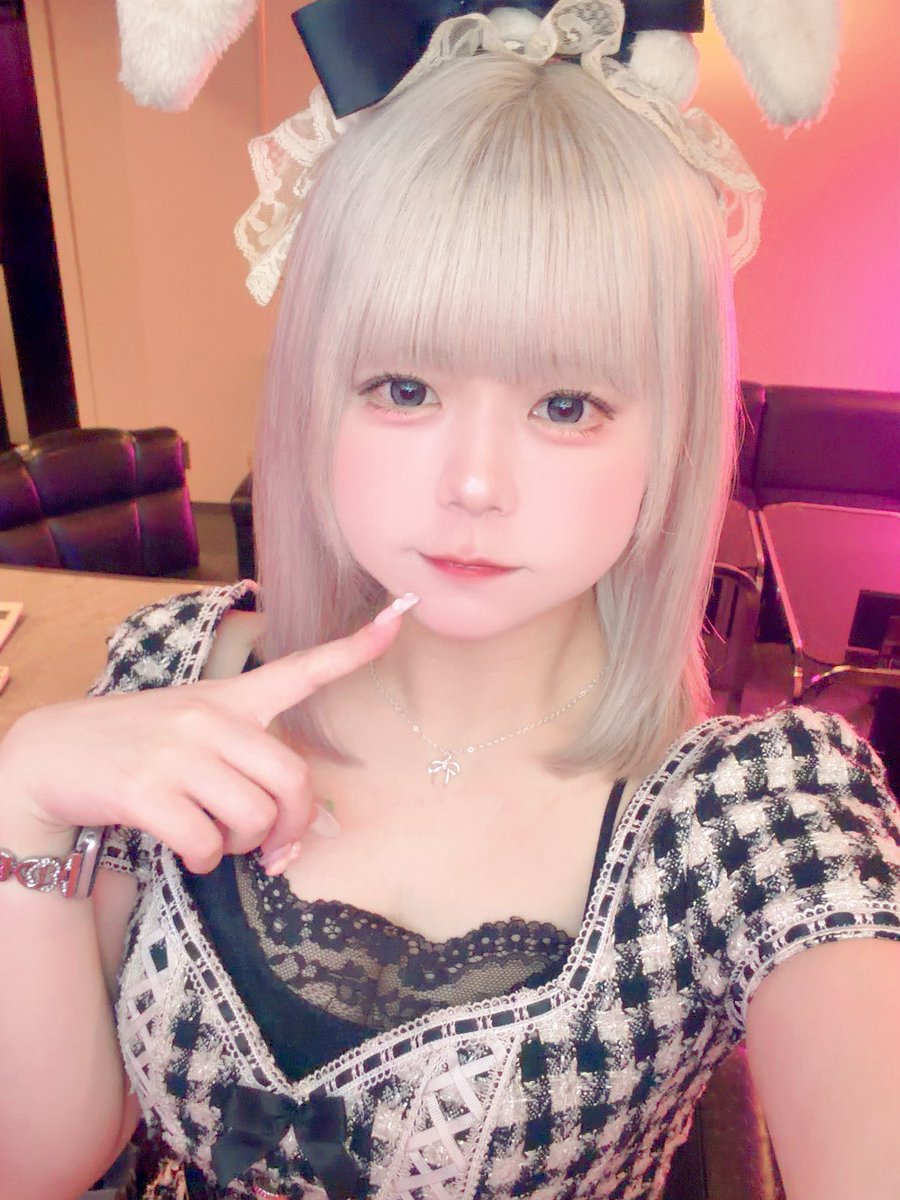 nemui_pon's tweet photo. ロゼ19-22 https://t.co/zCI1HJZW3j