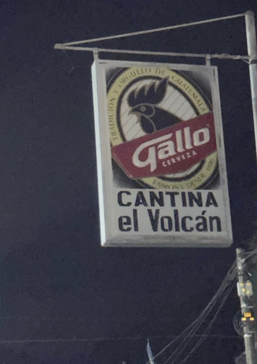 Katth2000's tweet photo. Si mami ya estoy en el Volcán JAJAJAJA 🤣 https://t.co/L8kxX3EB0T