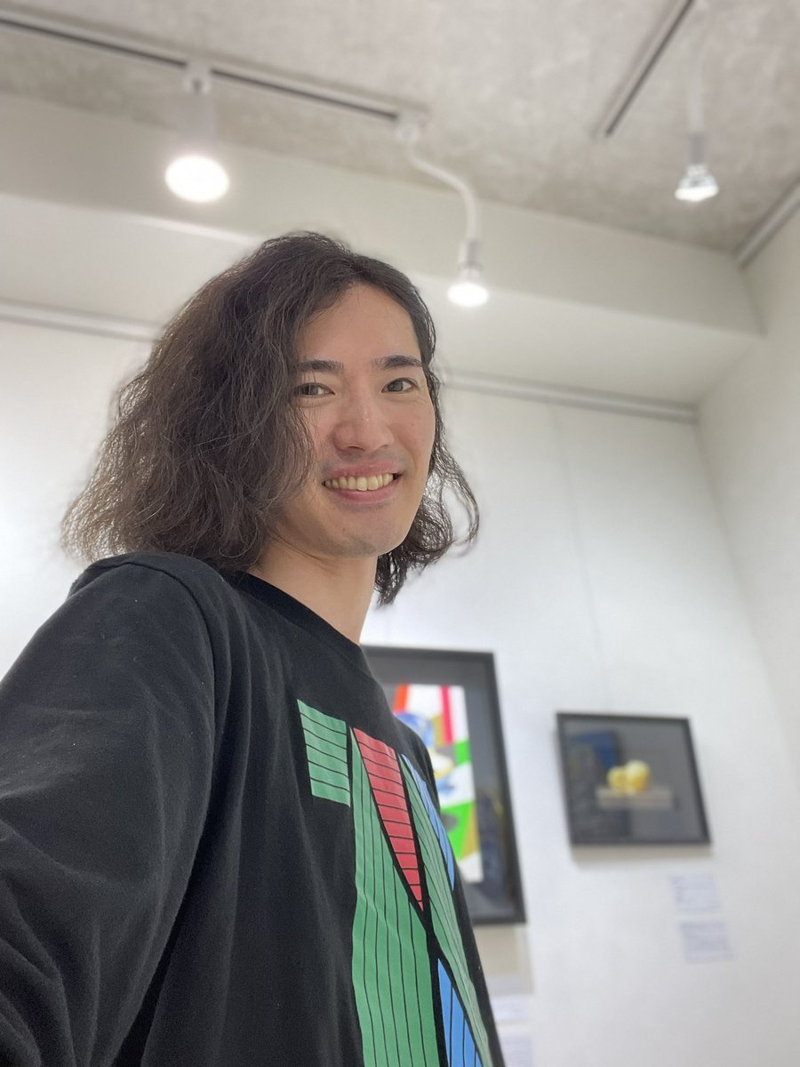 artwork_hiromu's tweet photo. 本日『Art Storm in Sendai Vol.4』の2日目でした！大雨の中でしたが、素敵な方々にお越しいただけて嬉しいです！
雨に負けない熱量のある新作3点を出展していますので皆様ぜひお越しください！

※ 次回在廊日
6月24日(水)12:00〜19:00

@Windmill_Sendai https://t.co/ITBtvs8twm