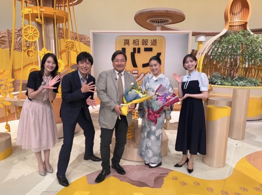 1stagent_'s tweet photo. 今村翔吾🎂@zusyu_kki 

本日の放送終わりに、
お祝いしていただきました🎉

林家つる子さん(@hayashitsuruko )も、
今村翔吾と同じ6月生まれ⭐️ https://t.co/qe8tujI7Fl