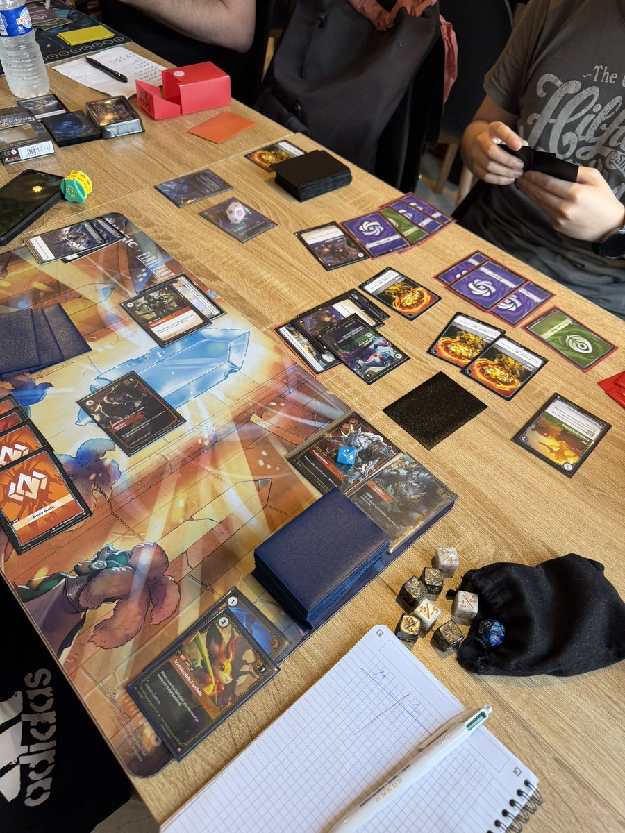 ARKGamesStudio's tweet photo. ARK-Games - Riftbound Skirmish Juin

Nombres de joueurs : 10 !

Merci à vous les joueurs de Riftbound pour cette première skirmish à ARK-Games
Une belle victoire d'Azir contre Diana (match pas facile) et un grand GG à vous tous d’avoir participé !!
On se retrouve pour la prochaine Skirmish au mois de juillet