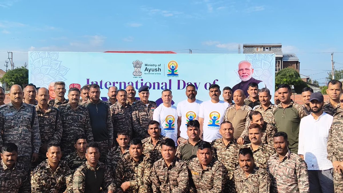 crpf_3's tweet photo. "Saluting the warriors of 3Bn CRPF who stay fit and focused through Yoga while protecting our nation. 🧘♂️🇮🇳 Proud to celebrate the 12th International Day of Yoga with our brave defenders! 🧘♀️🇮🇳
#YogaDay2026 #12thYogaDay #3Bn #CRPF #Fitness" https://t.co/WCj7MFiNqE