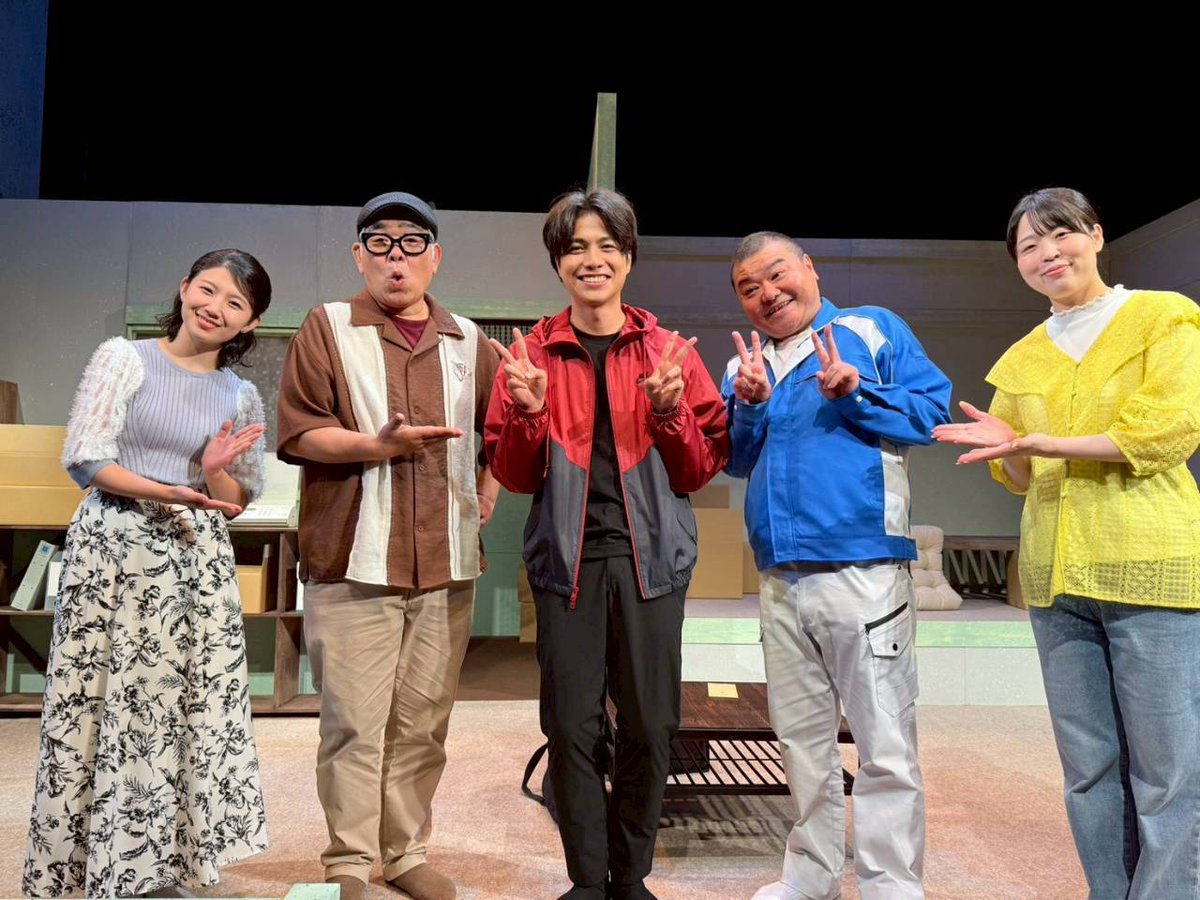 KawabataYasushi's tweet photo. 川畑兵動の
この先10年プロジェクト第3弾!!
「ふたり､静かに…!？」
無事に終演することが出来ました
ご来場下さった皆様ありがとうございましたm(_ _)m

ラストの公演のシークレットゲストは
WEST.の重岡大毅さん!!!
重ちゃんでした!!!
兵ちゃんとのコンビネーションめちゃくちゃ面白かったです!!! https://t.co/vmXuNbqfGl