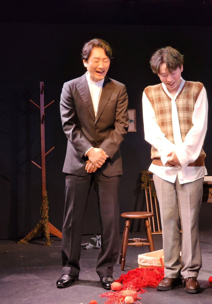 Seokjun_useless's tweet photo. 이석준은 6월 21일 오늘, 총 6일 동안 진행된 극단 맨씨어터의 연극 <유령들>의 마지막 무대를 마쳤다.
.
.
.
매 무대마다 최고의 연기!❤️
너무너무 고생하셨습니다!!!!!🥹
👏👏👍👍👍👍👍👍
💕💕💕💕💕💕💕💕 https://t.co/Fov6NbDsFU
