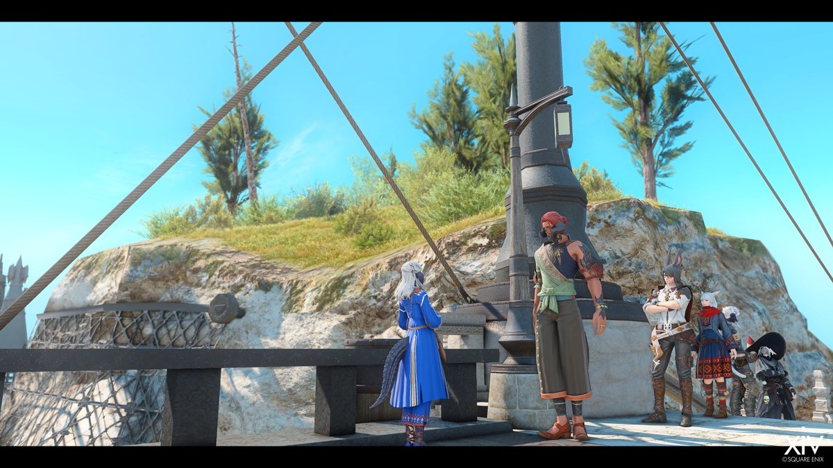 xiv_kairiRP's tweet photo. 「久々に市が立ったから、揚げたてボールツォグと占いを。お客さんもたくさんで嬉しかった！」
「お店を回る余裕も、見知った顔に声を掛ける暇もないくらいてんてこまいだったけれど、たくさん差し入れを貰っちゃった。ポポチと、バーガーと、ひねもらけぽと……ふふふ」
#アレキ鯖青空市
#星行録_栞 https://t.co/0IONGh7PoC