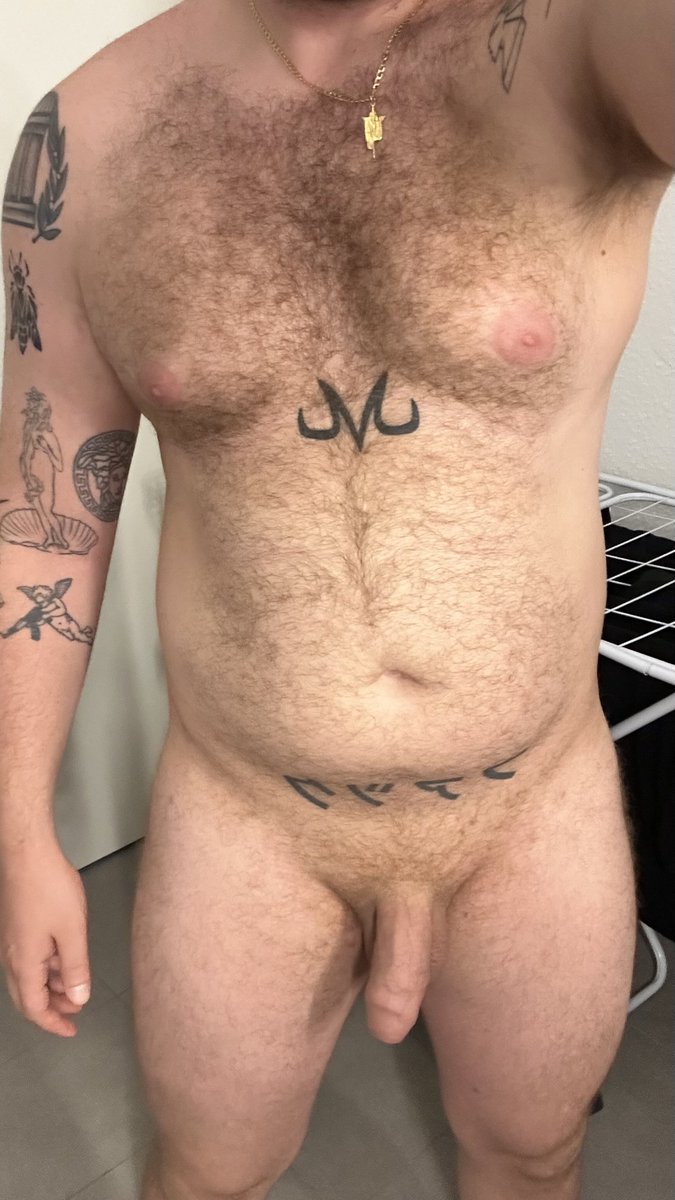 frontology's tweet photo. Trimmed my pubes https://t.co/VoBt476ac0