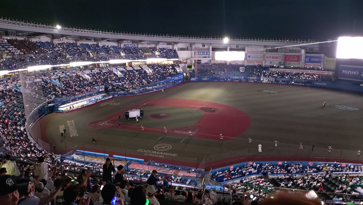 hamheng's tweet photo. 絶景ですねえ #chibalotte https://t.co/F4g0KIfUq5