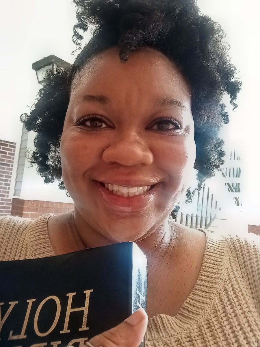 PrettyAmberFire's tweet photo. 😇 Saturday before prayer meeting https://t.co/ToWuBx1qYk