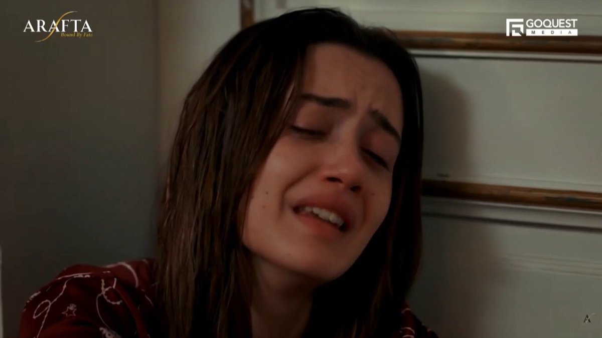 filmyarchu's tweet photo. Emin and ilsu made this so delicious that one can see how shattered Mercan-Ates are and feel their pain😭💔The tears falling down their faces are so real. Mercan looked like she was void of any emotion except guilt. He is reliving his pain which lives inside.

#Arafta #MerTeş https://t.co/Qazdt0NNfF