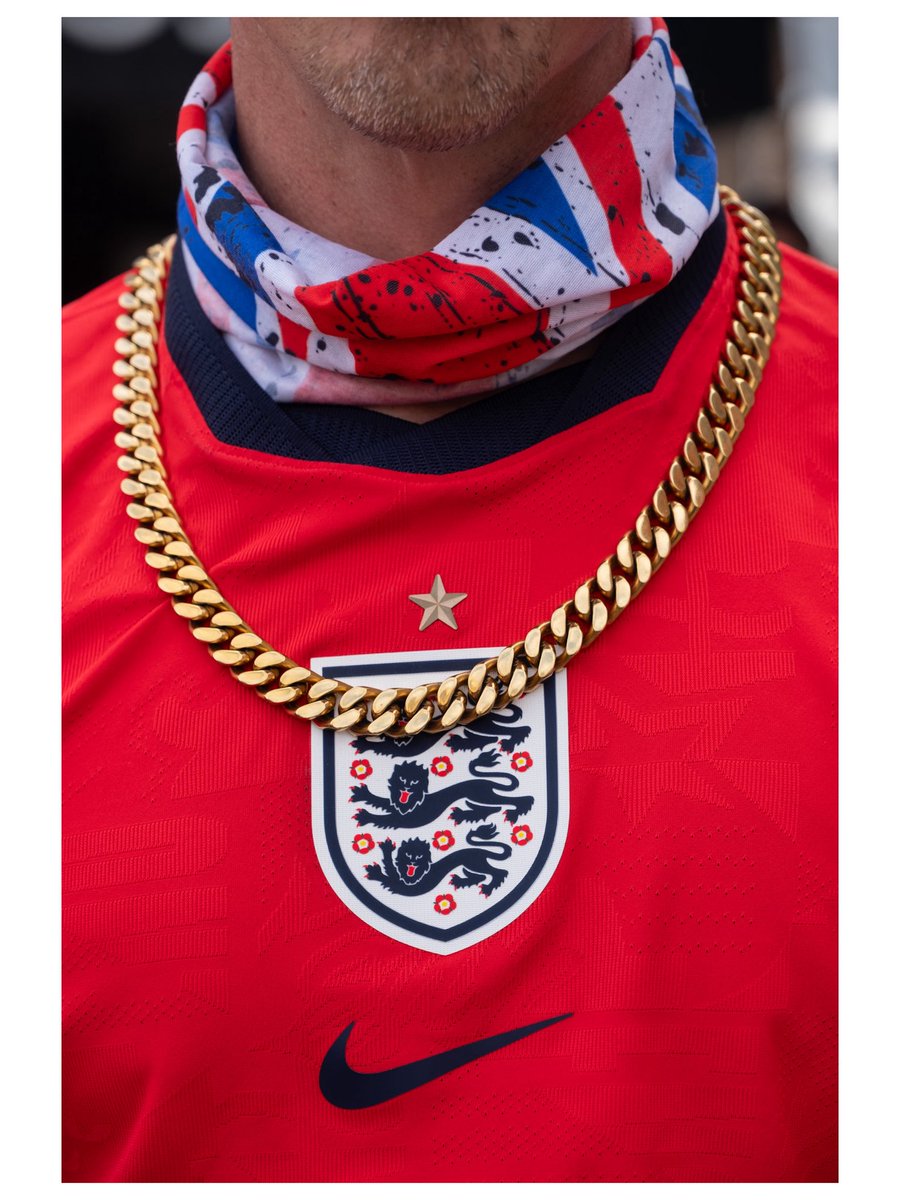 marcffoto's tweet photo. A couple of portraits from the Britain First march in Birmingham yesterday. https://t.co/tCBL2Sbly8