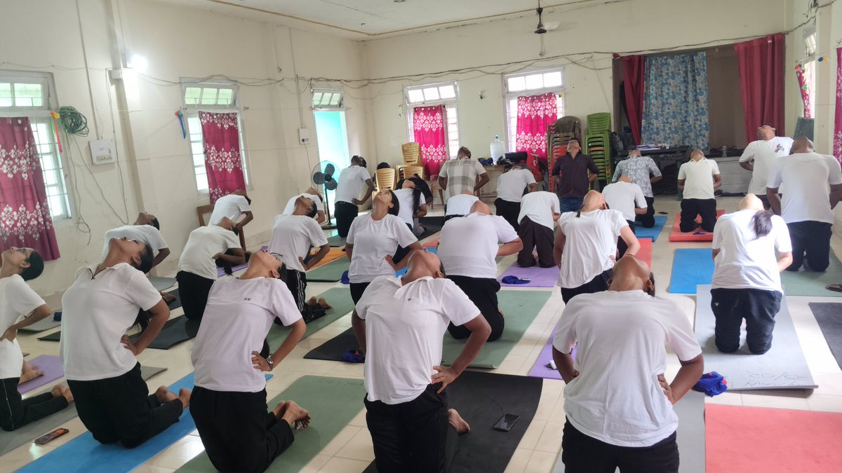 nss_dietjorhat's tweet photo. NSS Unit  DIET Jorhat Titabar celebrated the 12th International Day of Yoga. NSS Volunteers participated in a 45-minute Common Yoga Protocol session and demonstrated Group Yoga, promoting physical fitness, mental well-being, and healthy ageing.
📆 21 June,2026 
📍DIET Jorhat https://t.co/2TDsrIZgMa