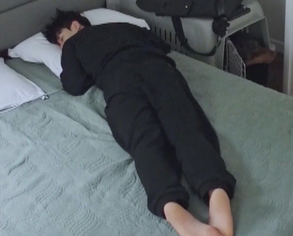 IanM1nnn's tweet photo. It’s crazy how they fit as a puzzle even in sleep??
They were DEFINITELY made for each other🥹 https://t.co/f9ofwItGxc