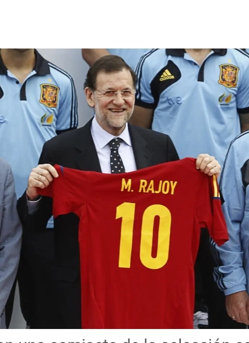 LURBENEU's tweet photo. @cucagamarra Esta tarde, igual los jueces encuentran al desaparecido de la Kitchen , M. RAJOY..... https://t.co/3iwImlrnkt