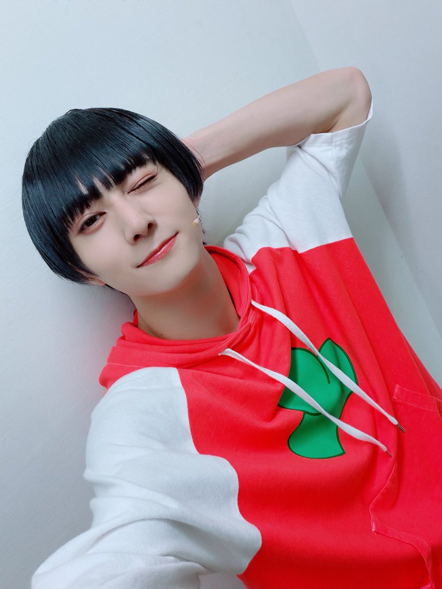 nkns__tomoya's tweet photo. 舞台 「おそ松さん 𝟮𝗻𝗱 𝗦𝗘𝗔𝗦𝗢𝗡𝟮」
千秋楽！！

今日まで養ってくれてありがとうー！！

やっぱりニート生活最高！！！

また必ず会おうね✌🏻

みんなでボーリングしてて
投稿遅くなりました...🎳
#松ステ　#おそ松さん https://t.co/kL72CJmR7r