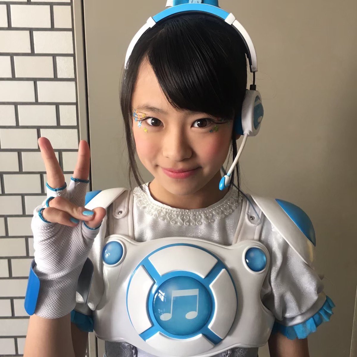 Girls2_official's tweet photo. あれから今日で9年🎹🩵
私の人生を変えてくれて、今でも沢山の方に愛してもらい、初代の戦士でいられたこと、誇りに思います。
0から始まった奇跡。
奇跡を起こせたミラクルちゅーんず、miracle²が大好き！永遠です🤍💜🩷🩵💛

#アイドル戦士ミラクルちゅーんず
#miracle2  #橘フウカ
#小田柚葉 https://t.co/ePUF4IVuR4