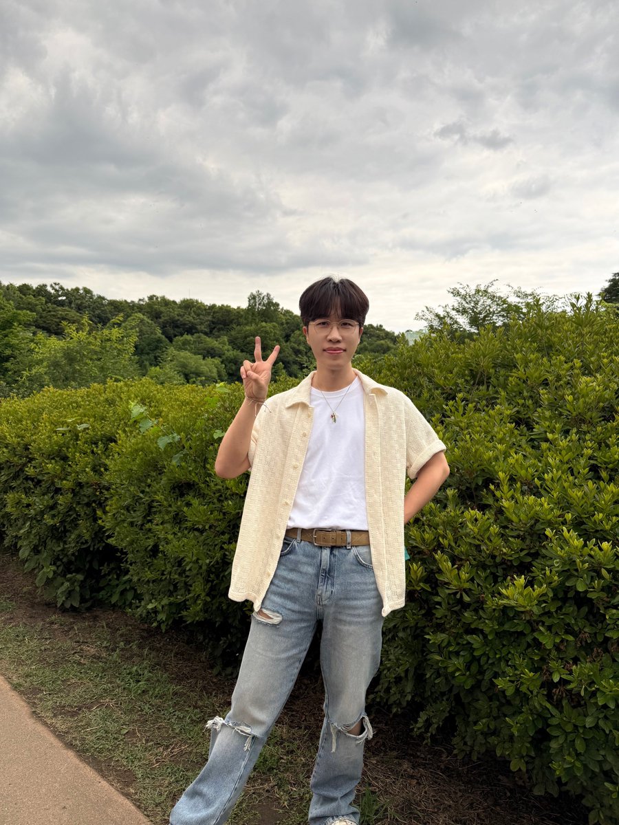 band_SORAN's tweet photo. 오랜만에 다시 찾은 88호수수변무대
다들 즐거우셨을까요? 🙈

소라너 좋아 °｡⋆ෆ‧₊˚

- 𝙎𝙀𝙏𝙇𝙄𝙎𝙏 - 

𝟬𝟭. 리코타 치즈 샐러드
𝟬𝟮. 딜리버리(𝗗𝗲𝗹𝗶𝘃𝗲𝗿𝘆)
𝟬𝟯. 사랑한 마음엔 죄가 없다
𝟬𝟰. 𝗰𝗲𝗿𝗲𝗺𝗼𝗻𝘆(𝗙𝗲𝗮𝘁. 미연(𝗠𝗜𝗬𝗘𝗢𝗡))
𝟬𝟱. 이제 나와라 고백
𝟬𝟲. 가을목이
𝟬𝟳. 𝗚𝗼𝗼𝗱 𝗕𝘆𝗲

#소란 #SORAN #고영배
#서울파크뮤직페스티벌
