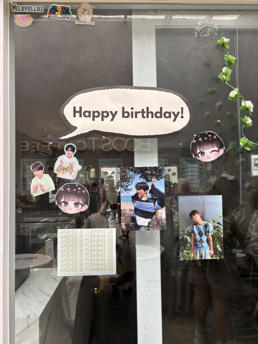 glamoureee's tweet photo. terima kasih Kaka Kaka @spaceofjaehee sumpah event ini seru bgt suka suka suka😍😍
sehat selalu deh buat Kaka kakaknya yg udh wujudkan event anak mantep ini🥰

#재희가_태어난_가장_다정한_여름 
#MyTreeJAEHEEDay 
#ジェヒと迎える_青い季節 https://t.co/CCAB5RAZeL