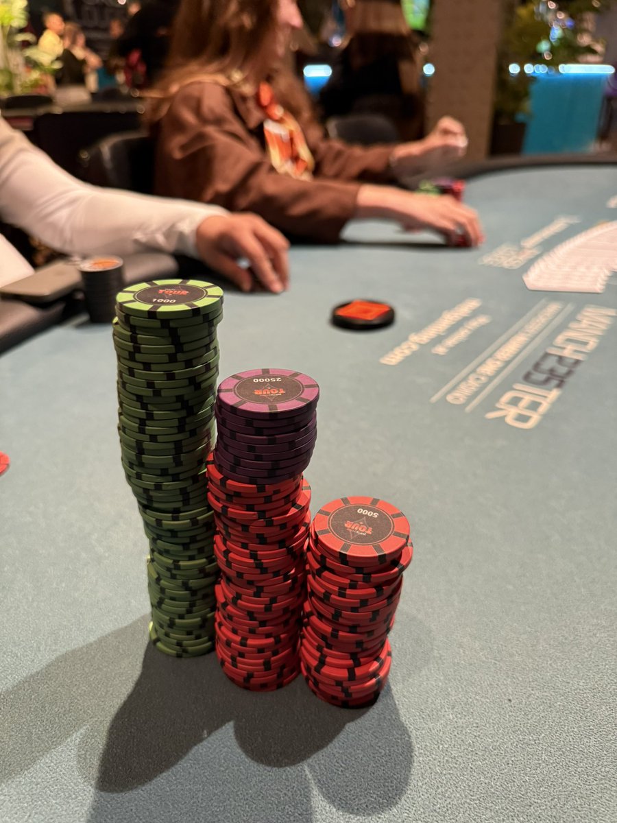 WonkyJim's tweet photo. Apologies dealers for being so pissed I asked what the blinds were every orbit! .... although if they hand out beer tokens it's to be expected !🫣

Great night &amp; won a trophy !!🏆 

If anyone sees Deniz tell him I won his beer token and he should have more faith!
#partypokertour https://t.co/bM1qPyTp71