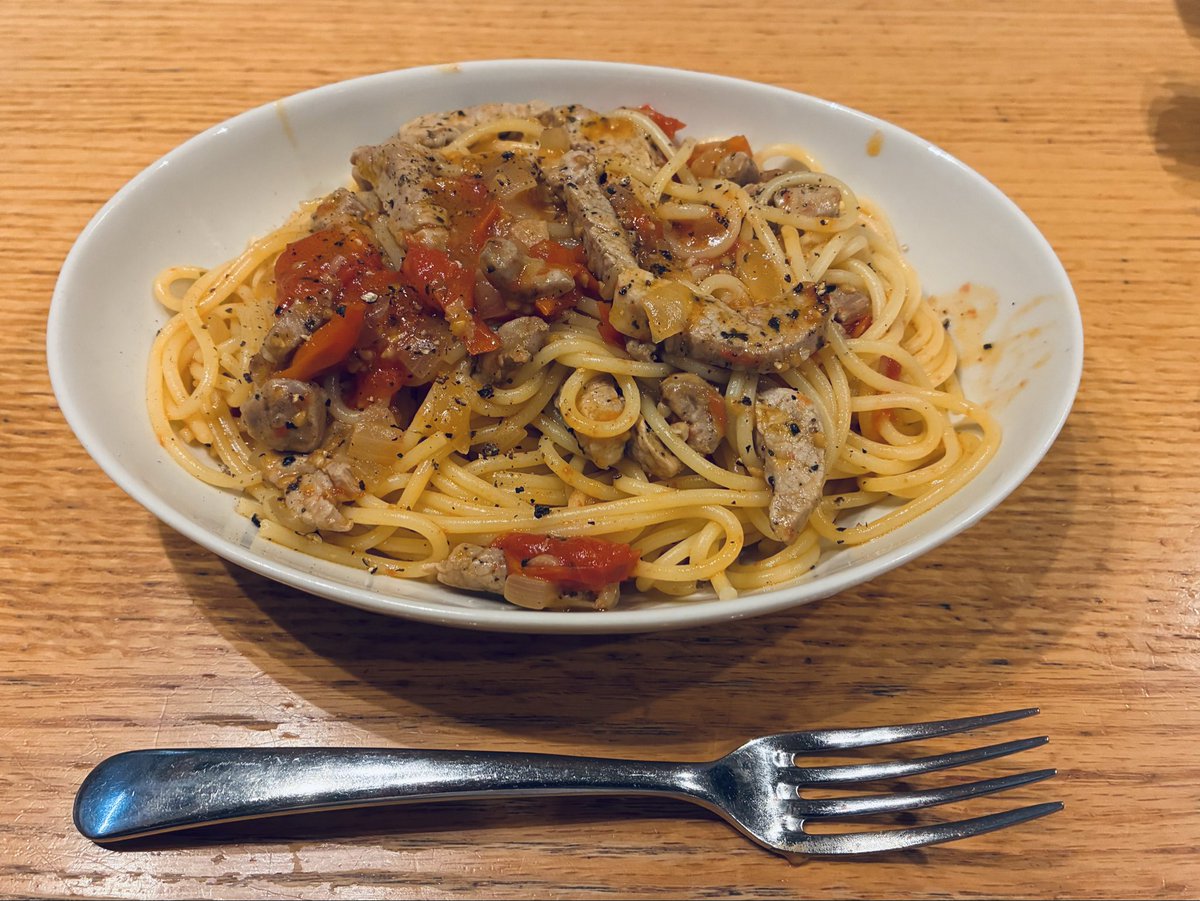 MyLifeOfFoods's tweet photo. 豚肉とミニトマトのパスタ https://t.co/UOEX3s4MhN