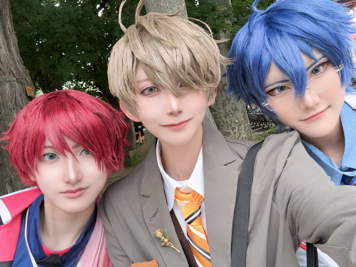 pm555__'s tweet photo. 離脱してます！！
顔の良い2人と一緒で幸せだった♥️
交流してくれた方もありがとう！！

#サツコス https://t.co/cGTGDCpNim