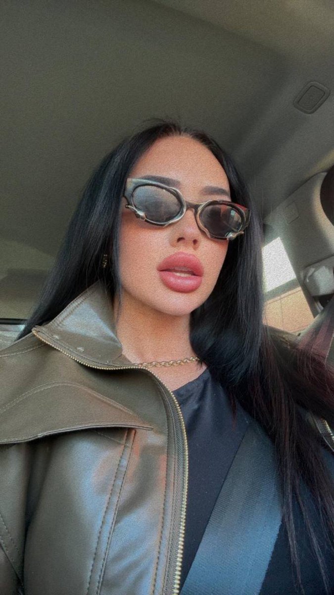 onlyjadeee1's tweet photo. Belgium vs Iran: Who’s swallowing these throbbing balls better tonight? https://t.co/PPXgjtCiY5