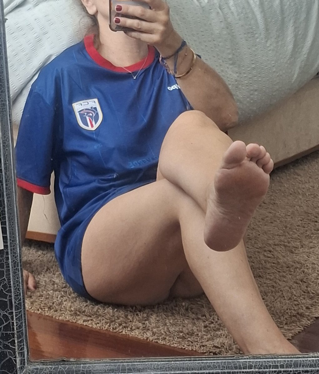 Mistrxsscarol's tweet photo. Este mundial lo gano yo....
Tú ya sabes, a mis pies!🧎🔥
#findom #femdom #sumisofinanciero #pagafantas #sumiso #feetfetısh https://t.co/HgNbnsCXWH