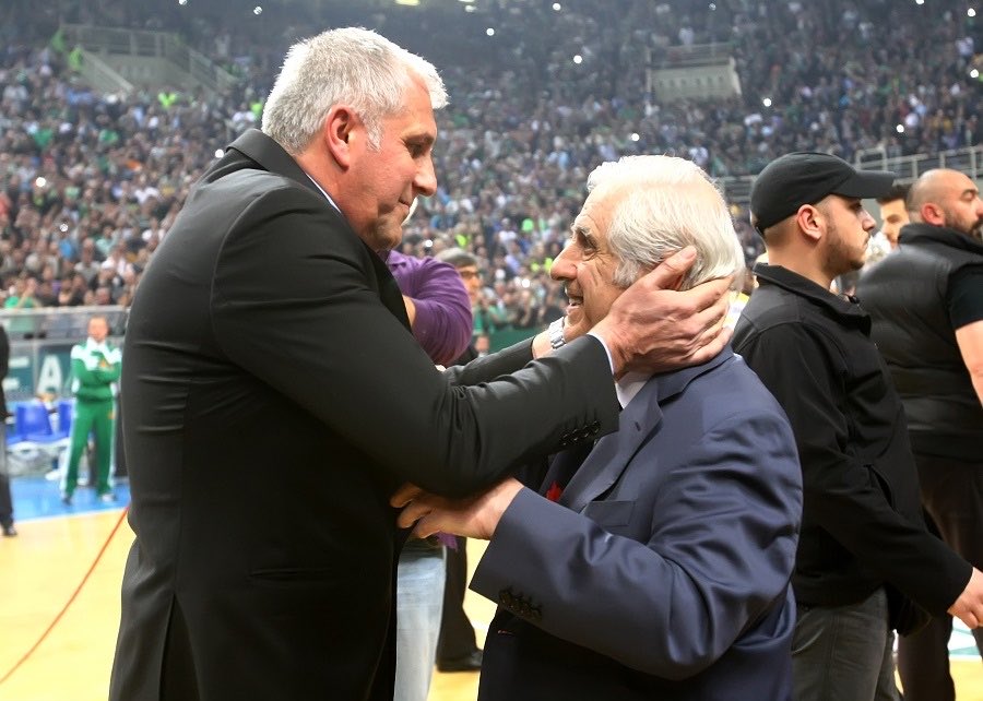 _Frusciante32's tweet photo. Γύρισε κύριε Παύλο 

Γύρισε 💚 https://t.co/Sa5g3RXz7V
