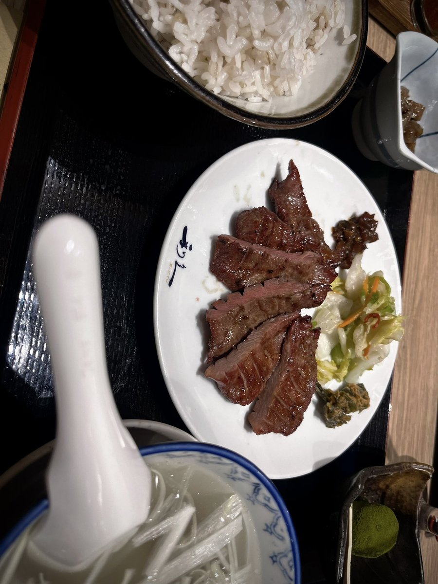 oeveuo's tweet photo. mgmg https://t.co/iUfjWkOAur